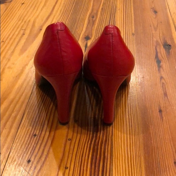 Jessica Simpson candy red women’s heels - size 7.5 - Picture 2 of 8